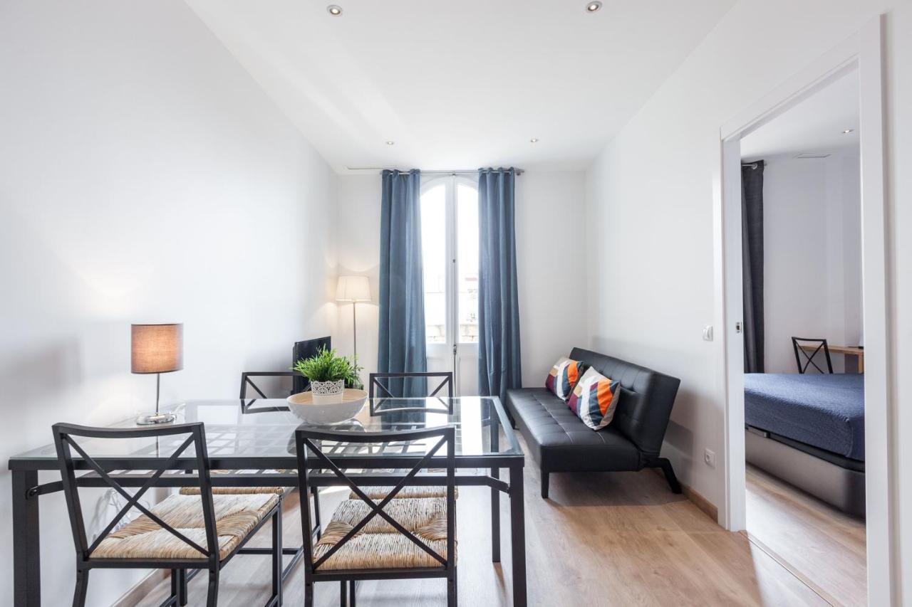 Bright Apartment With Balconies 34 برشلونة المظهر الخارجي الصورة