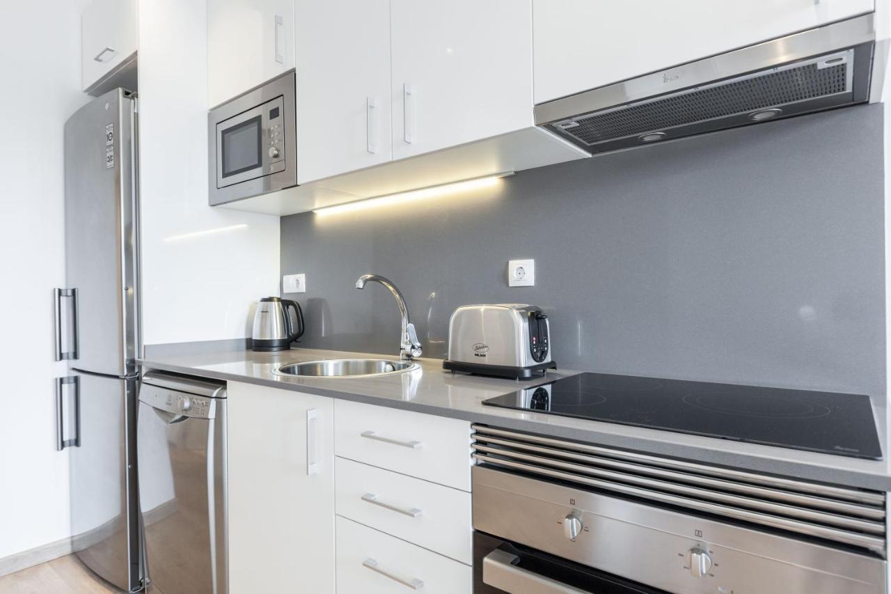 Bright Apartment With Balconies 34 برشلونة المظهر الخارجي الصورة