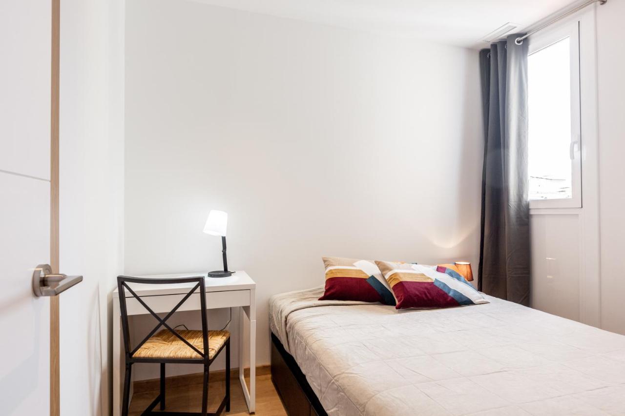 Bright Apartment With Balconies 34 برشلونة المظهر الخارجي الصورة